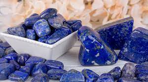 Utilizarea Lapis Lazuli în practicile holistice